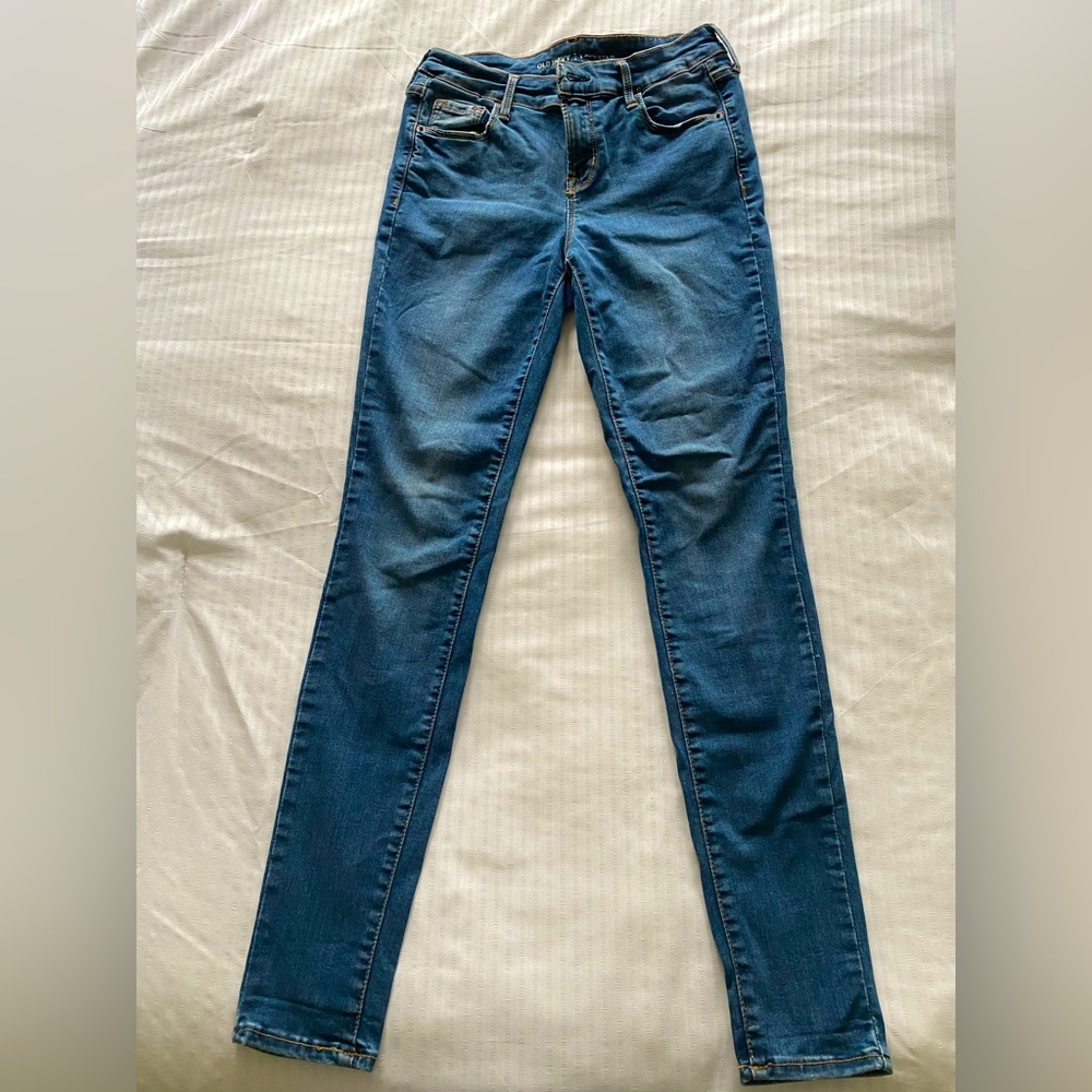 Old navy skinny jeans.